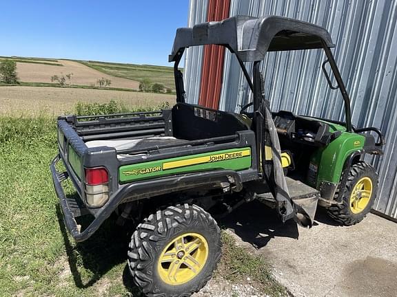 Image of John Deere Gator XUV 825i equipment image 2