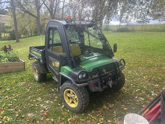 Main image John Deere Gator XUV 825i