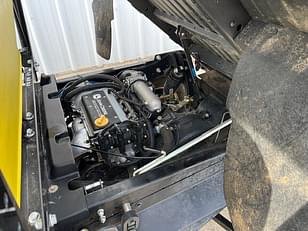 Main image John Deere Gator XUV 825i 17