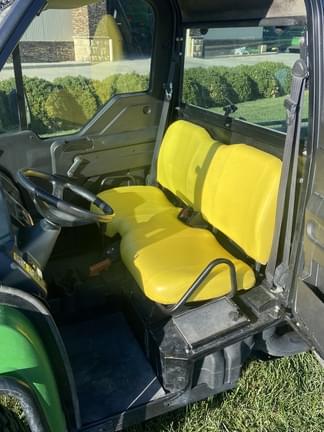 Image of John Deere Gator XUV 825i equipment image 4
