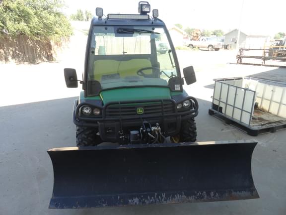 Image of John Deere Gator XUV 825i equipment image 4