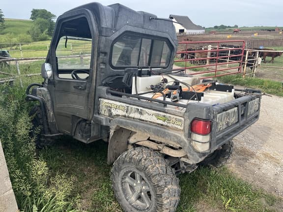 Image of John Deere Gator XUV 825i equipment image 3