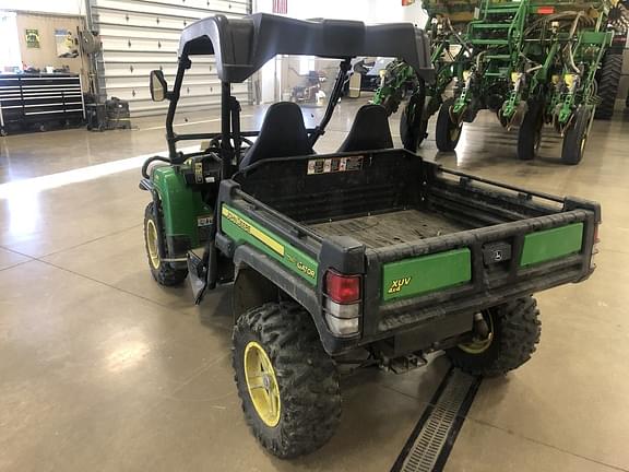 Image of John Deere Gator XUV 825i equipment image 2