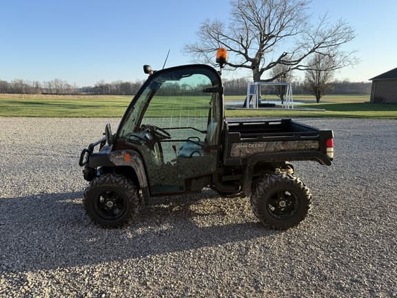 Image of John Deere Gator XUV 825i equipment image 2