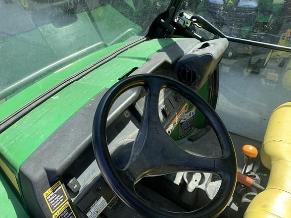 Image of John Deere Gator XUV 825i equipment image 4