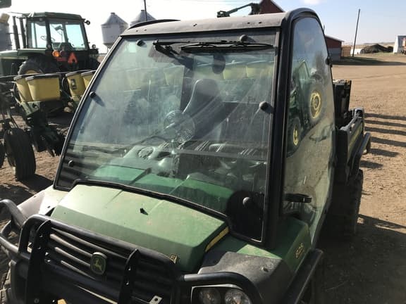 Image of John Deere Gator XUV 825i equipment image 2