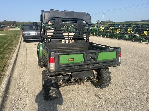 Image of John Deere 824i equipment image 2