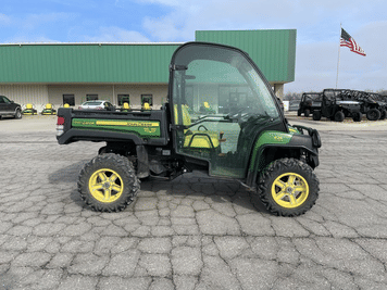Main image John Deere Gator XUV 825i