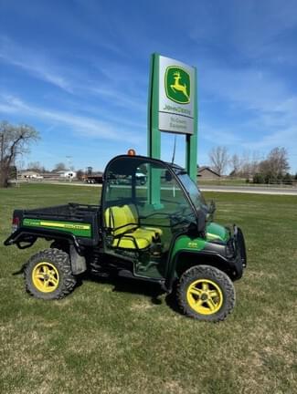 Main image John Deere Gator XUV 825i