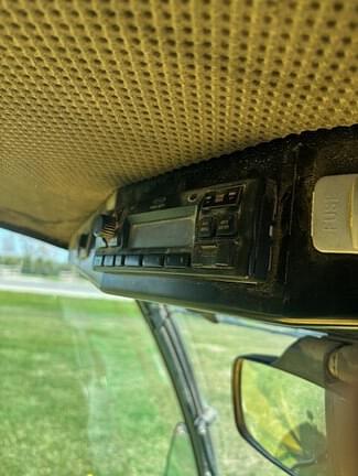 Image of John Deere Gator XUV 825i equipment image 4