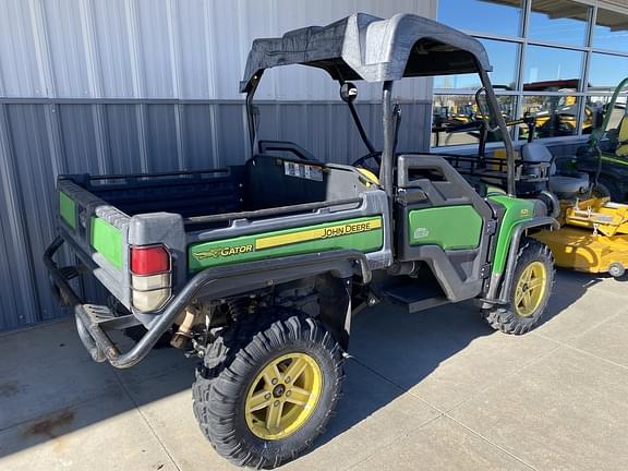 Image of John Deere Gator XUV 825i equipment image 1