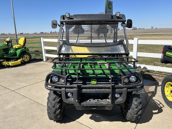 Image of John Deere Gator XUV 825i equipment image 4
