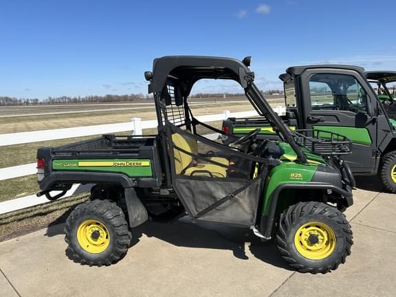 Image of John Deere Gator XUV 825i equipment image 2
