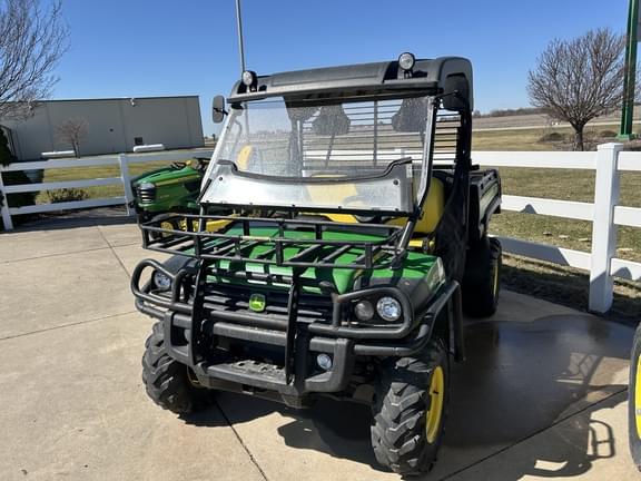Image of John Deere Gator XUV 825i equipment image 1