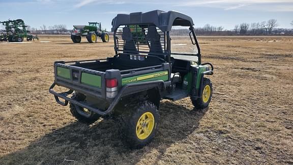 Image of John Deere Gator XUV 825i equipment image 4