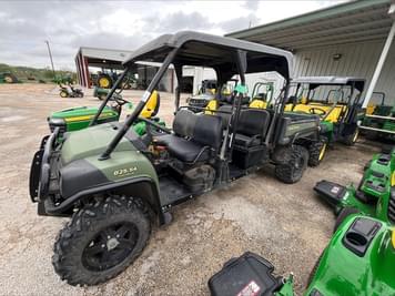 Main image John Deere Gator XUV 825i S4