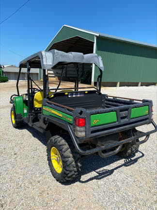 Image of John Deere Gator XUV 825i S4 equipment image 3