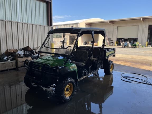 Image of John Deere Gator XUV 825i S4 Primary image