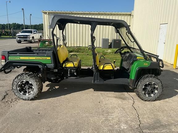 Image of John Deere Gator XUV 825i Primary image