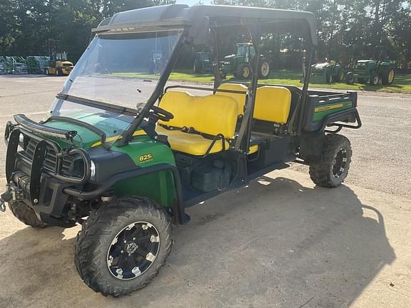 Image of John Deere Gator XUV 825i equipment image 4