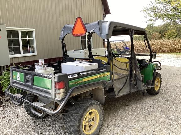 Image of John Deere Gator XUV 825i S4 equipment image 1