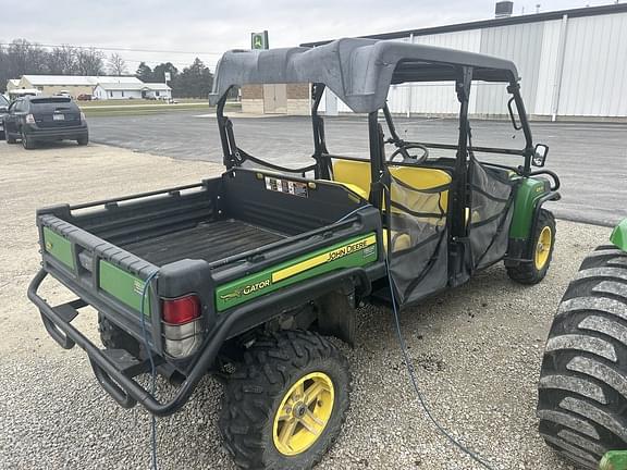 Image of John Deere Gator XUV 825i S4 equipment image 4