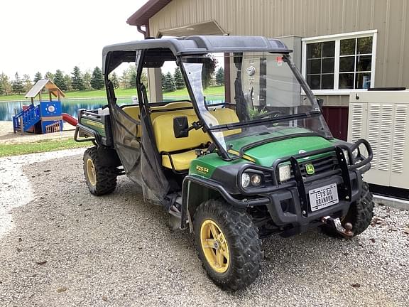 Image of John Deere Gator XUV 825i S4 equipment image 2