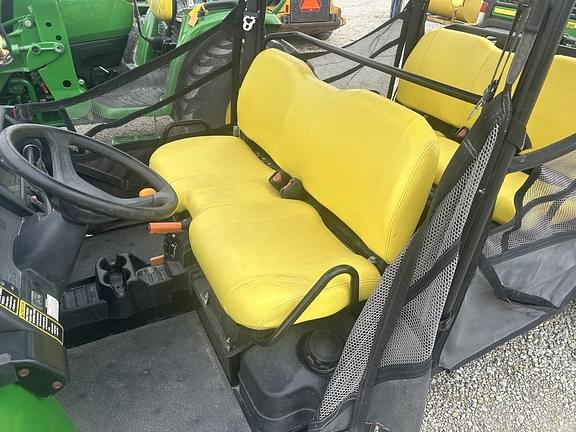 Image of John Deere Gator XUV 825i S4 equipment image 3