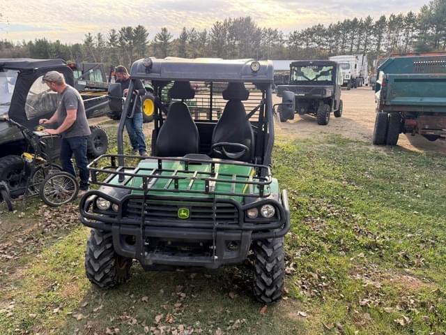 Image of John Deere Gator XUV 825i equipment image 2