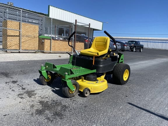 2014 John Deere Z235 Equipment Image0