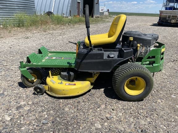 Image of John Deere Z235 equipment image 1
