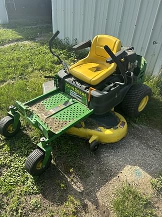 Image of John Deere Z255 equipment image 1