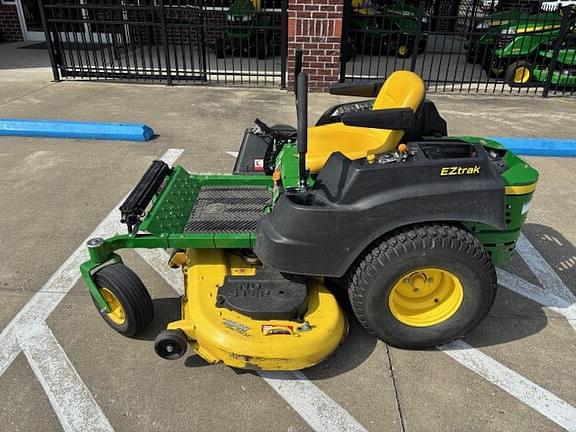 Image of John Deere Z425 equipment image 1
