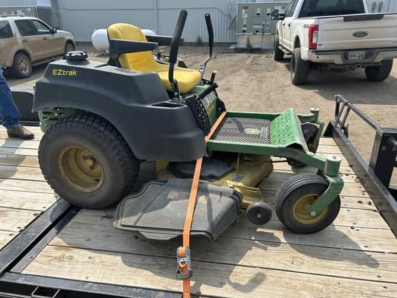 Image of John Deere Z425 equipment image 2