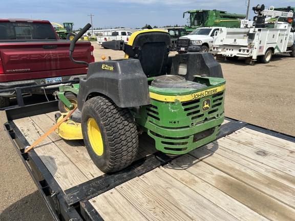 Image of John Deere Z425 equipment image 3