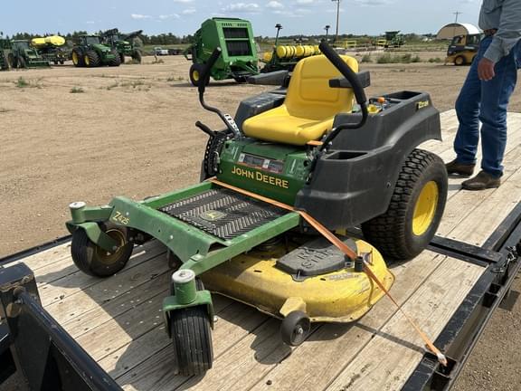 Image of John Deere Z425 Primary image
