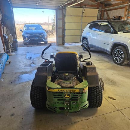 Image of John Deere Z425 equipment image 3