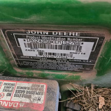 Image of John Deere Z425 equipment image 4