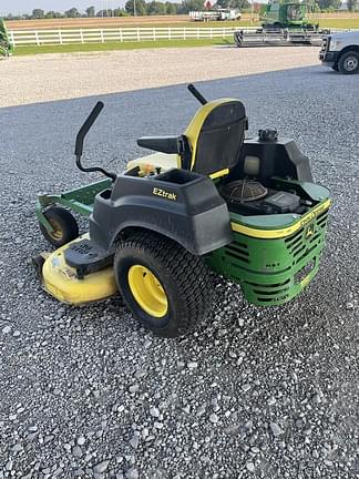 Image of John Deere Z445 equipment image 4