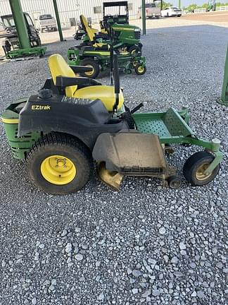 Image of John Deere Z445 equipment image 3