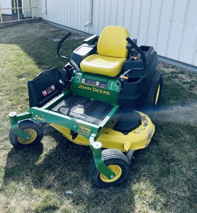Main image John Deere Z445