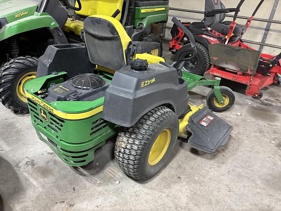 Image of John Deere Z445 equipment image 2