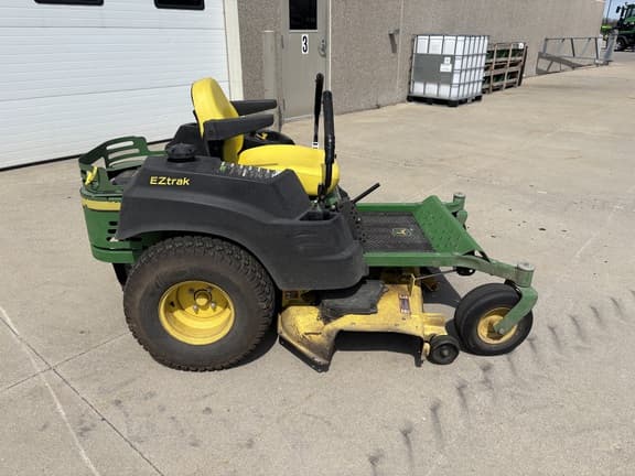 Image of John Deere Z445 equipment image 3
