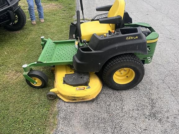 Image of John Deere Z445 Primary image