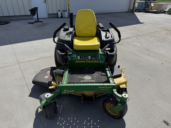 Main image John Deere Z645