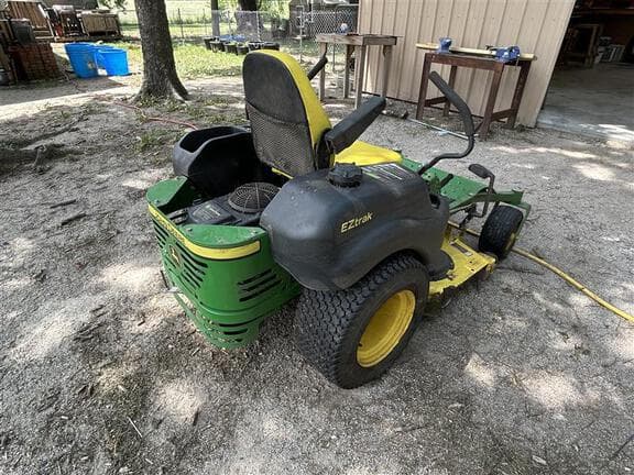 Image of John Deere Z645 equipment image 3