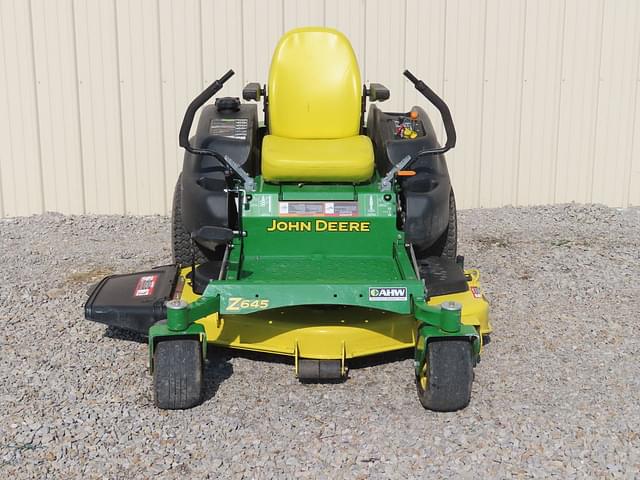 Image of John Deere Z645 equipment image 2