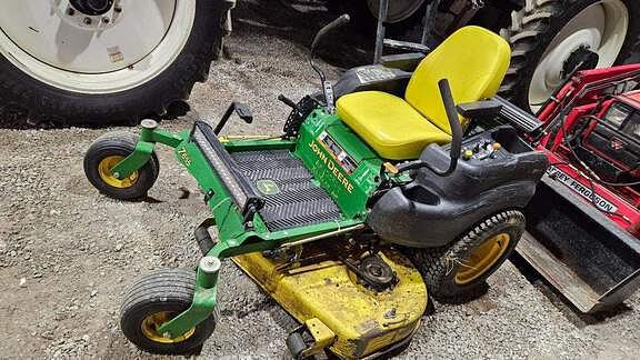 Image of John Deere Z655 equipment image 1