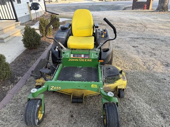 Image of John Deere Z655 equipment image 1