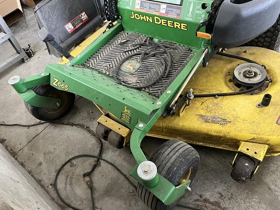 Image of John Deere Z665 equipment image 3